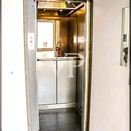 - Langenhagen Center 2 アパート