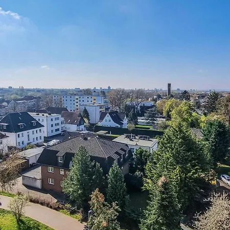 - Langenhagen Center 2 *