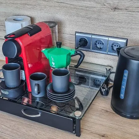 - Langenhagen Center 2 アパート *